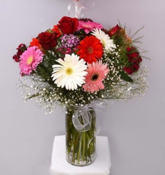 Vazoda Karışık Gerbera